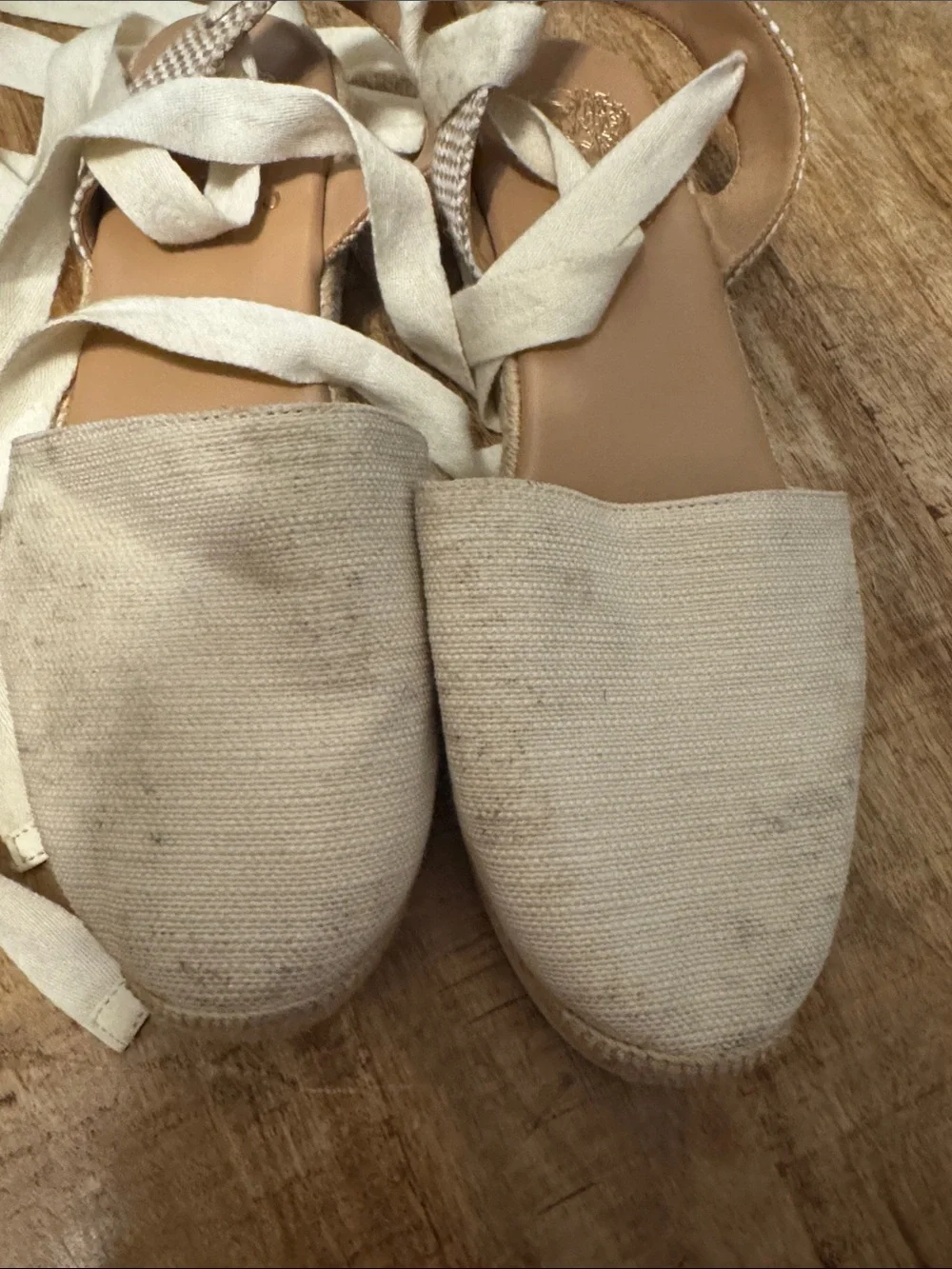Vince Camuto elegant cream